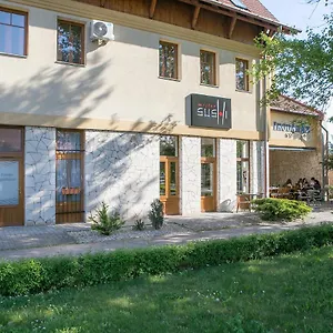 Forrás Apartman