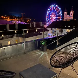 Rooftop Apartman